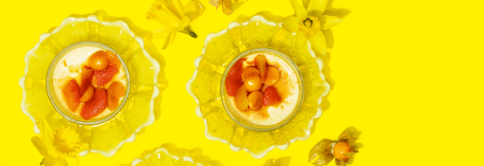 Crème brûlée ja kanelinen sitrussalaatti